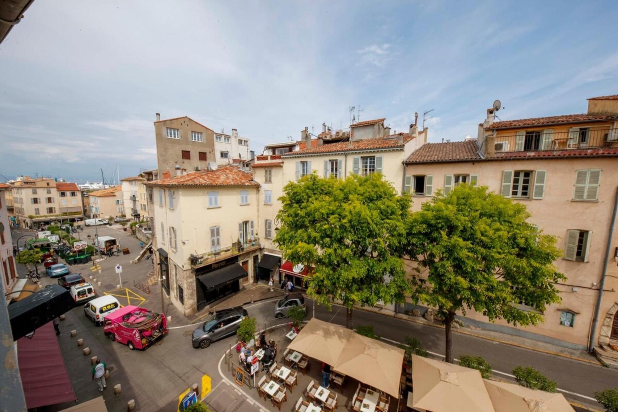 Ferienwohnung 06M - Old Antibes Beautiful Duplex Terrace With Sea View Exterior foto