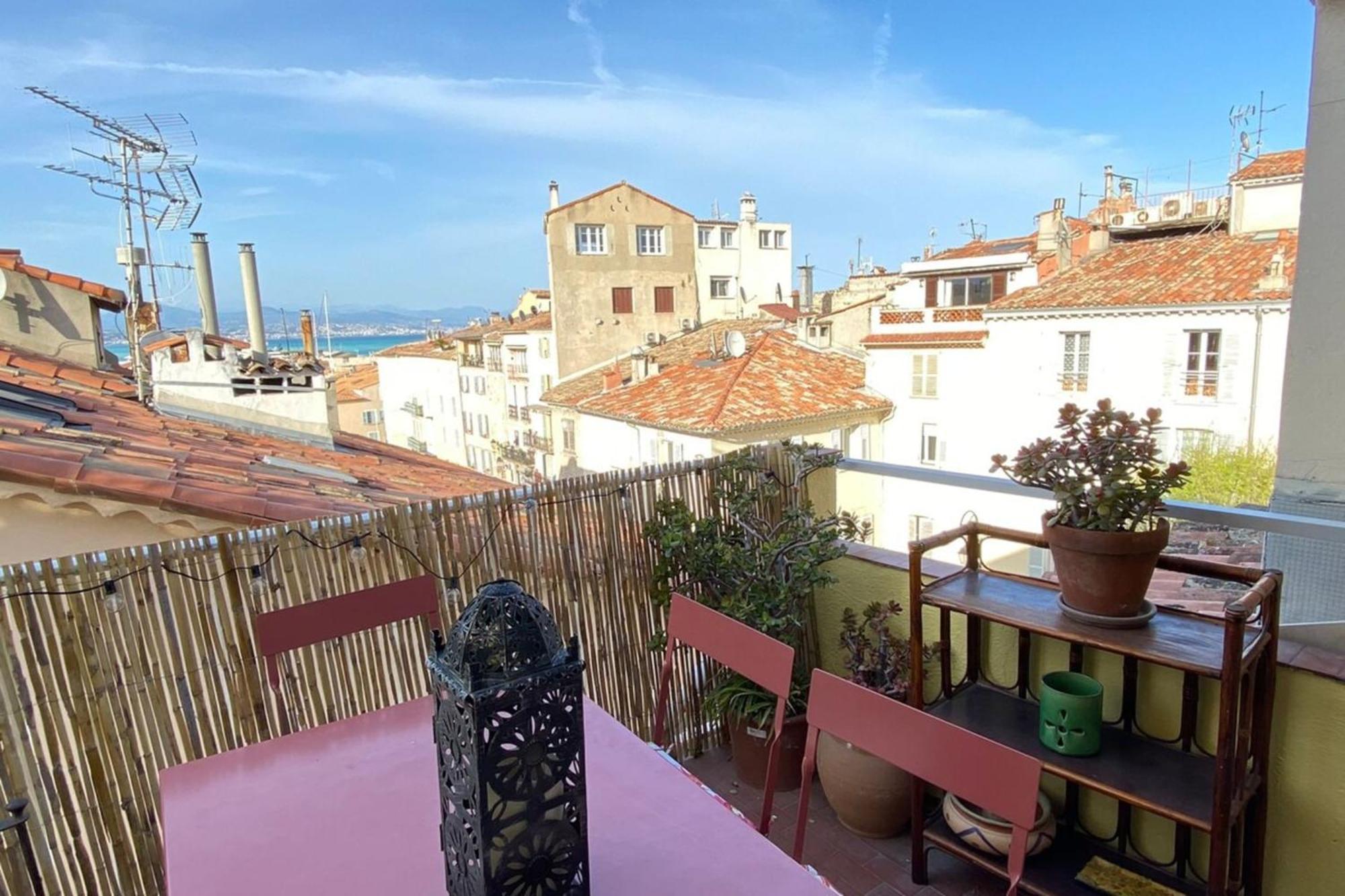 Ferienwohnung 06M - Old Antibes Beautiful Duplex Terrace With Sea View Exterior foto